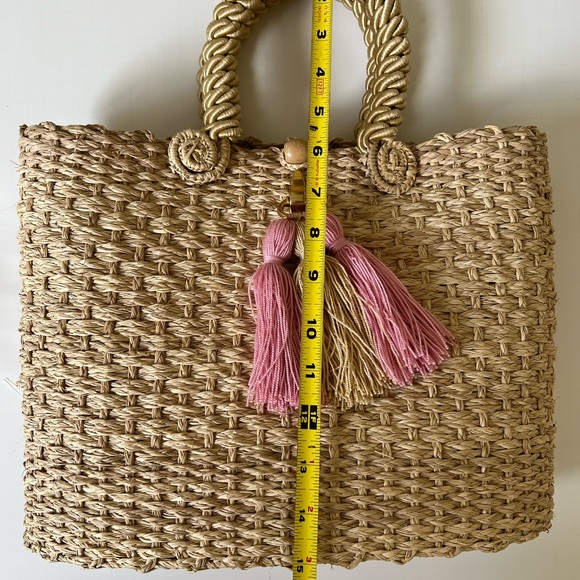 Elegant Large Summer Handwoven Bag - Bohemian Iraca Palm Straw Top Handle Bag - Picture 9 of 9